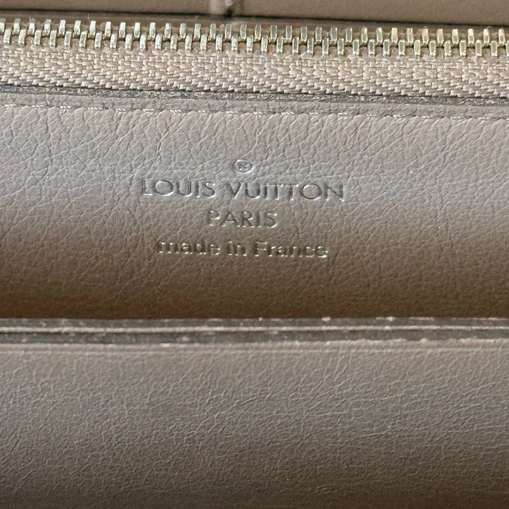 LOUIS VUITTON Portefeuille zipper Long Wallet - Picture 12 of 16